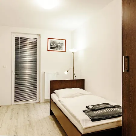 Efi Palace Hotel 3*
