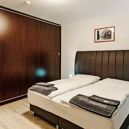 Efi Palace 3*