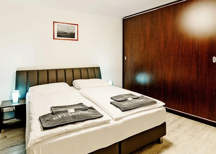 Отель Efi Palace 3*
